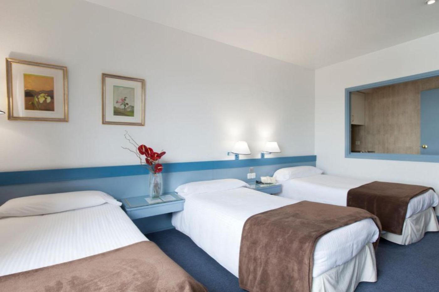 Espahotel-Plaza-de-Espana-Room-19