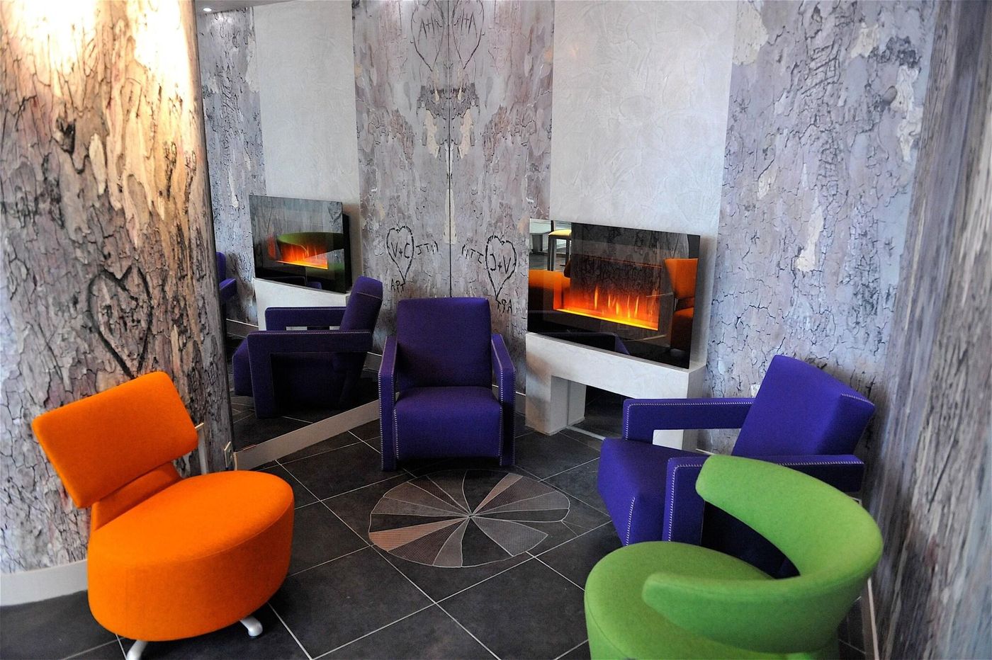 Apostrophe-Hotel-Lobby-5