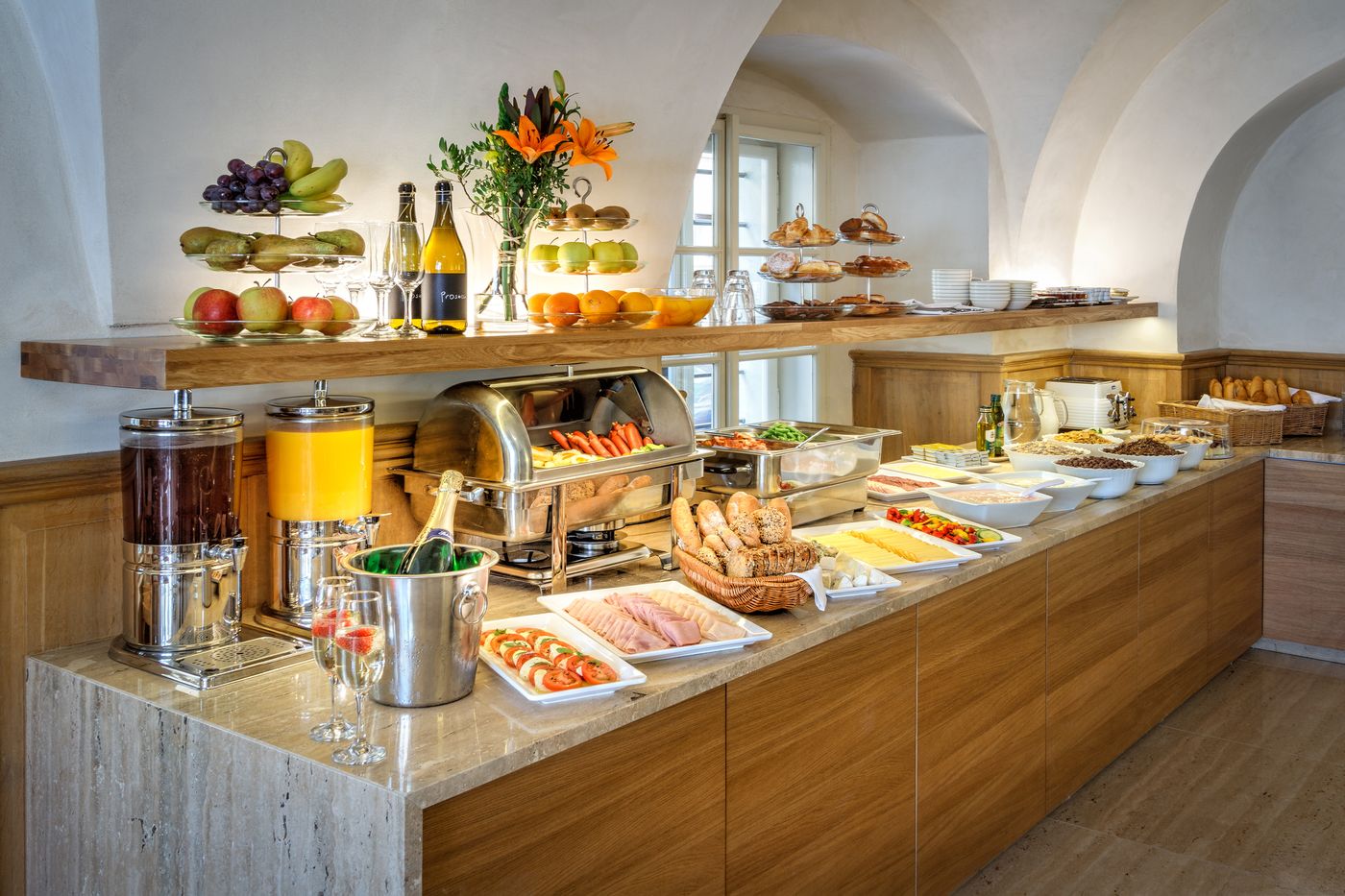 Golden-Star-Restaurant-32