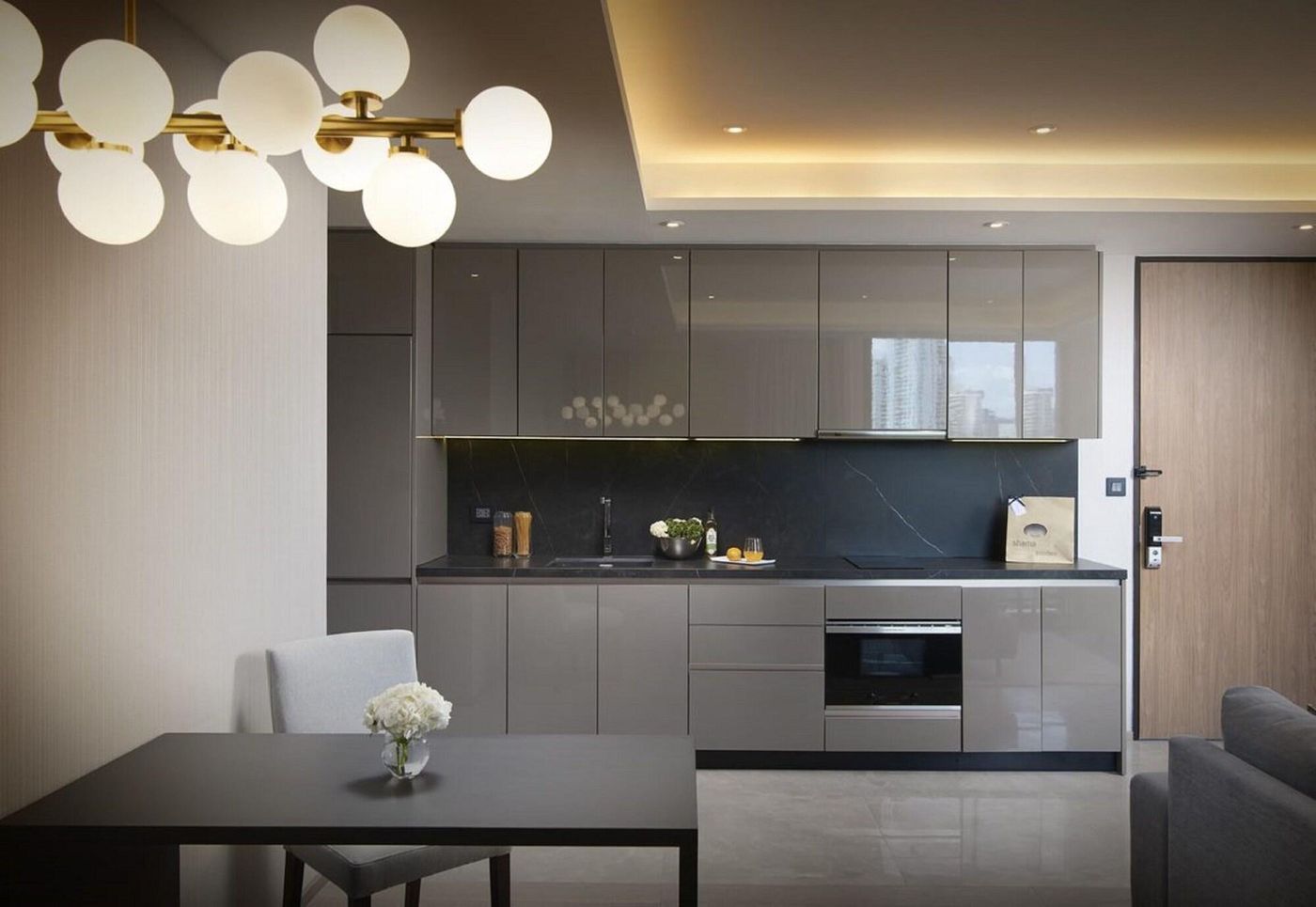 Walton-Suites-Sukhumvit-Room-37