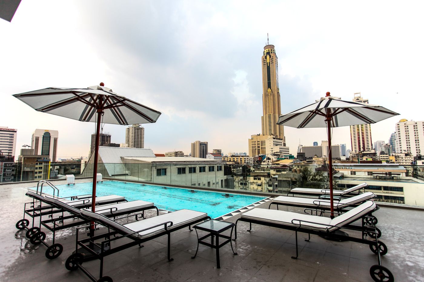Vince-Hotel-Pratunam-Pool-4
