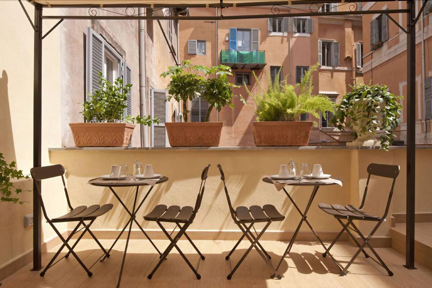 Little-Queen-Suite-Restaurant-63