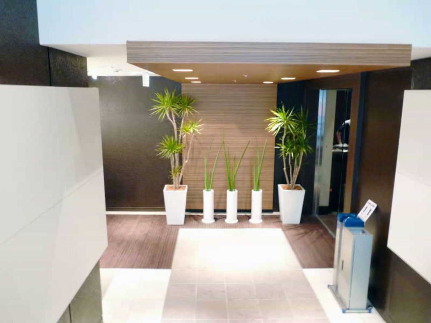 the b akasaka-Japan-AKASAKA/ROPPONGI-TOKYO-Lobby-6