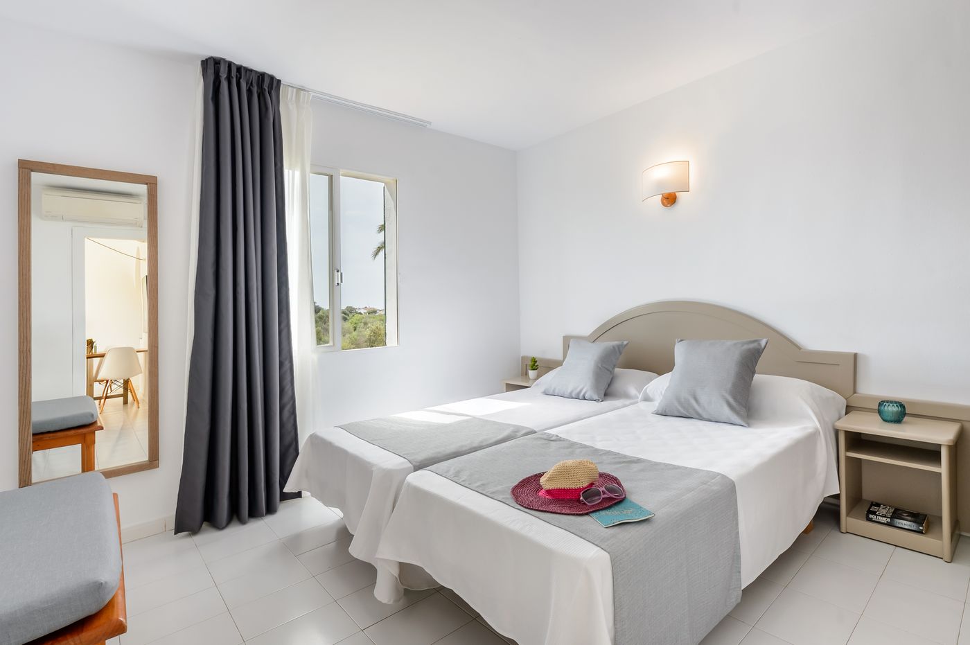 17.11.25 Vacances Menorca Blanc Cottage