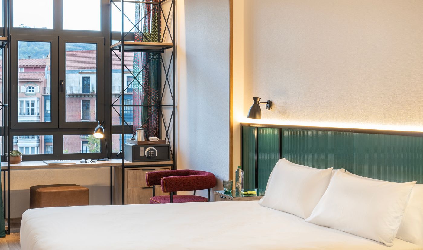 Axel Hotel Bilbao Adults Only-Spain-Bilbao-Room-10
