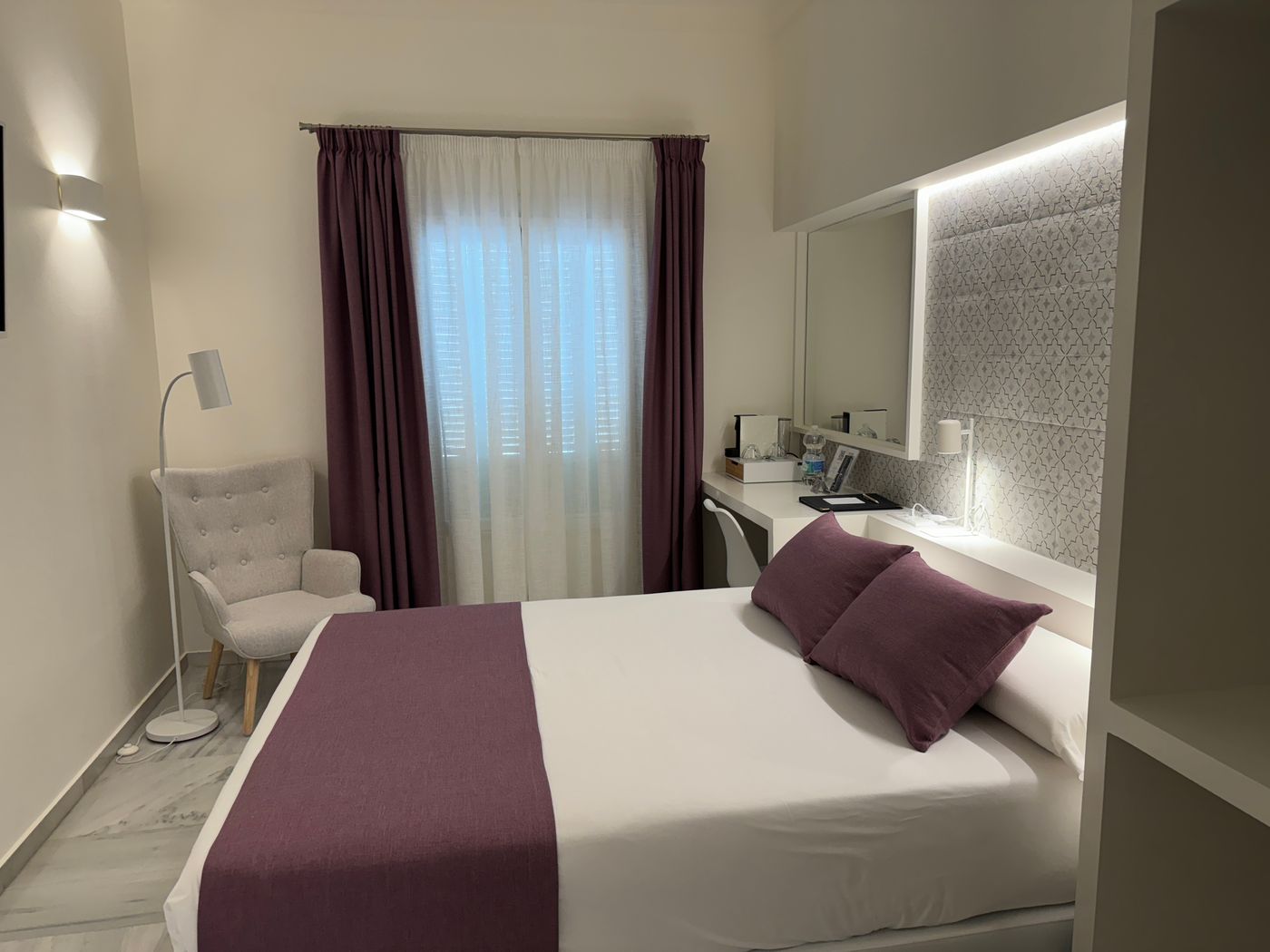 Plaza-Cavana-Room-30