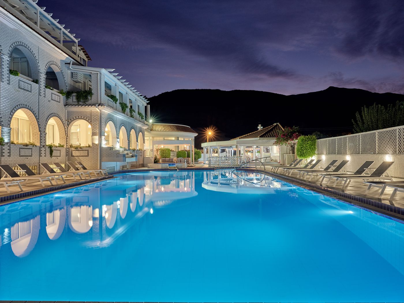 Meandros-Boutique---Spa-Hotel---Adults-Only-Pool-7