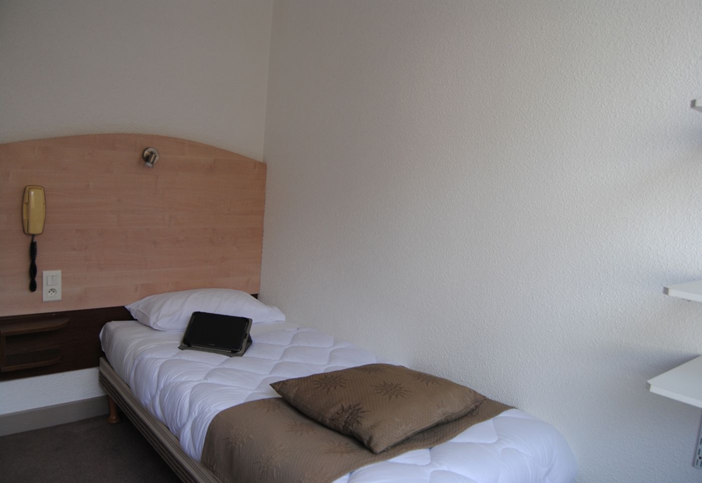 Adonis Lourdes Notre Dame De La Sarte-France-Lourdes-Room-8