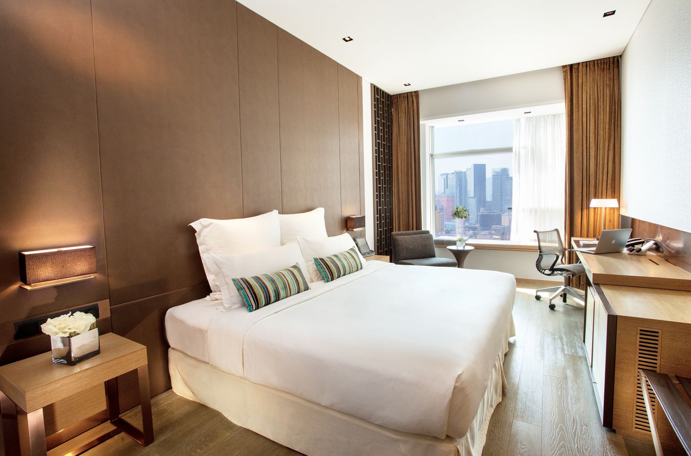 Nina-Hotel-Kowloon-East-Room-2