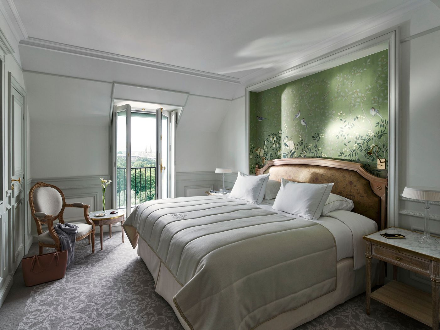 Le-Meurice-Room-26