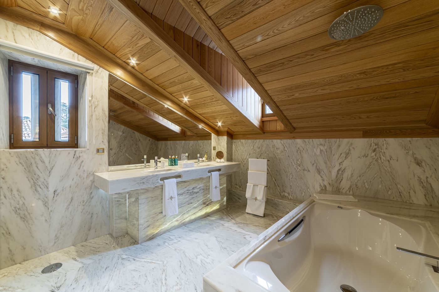 Sintra-Marmoris-Camelia-Room-39