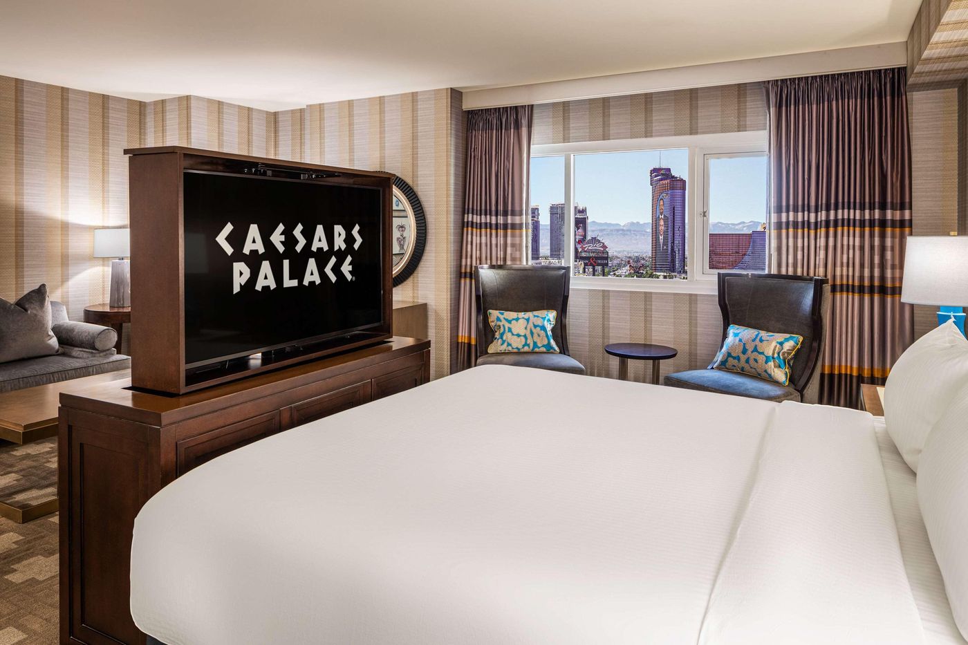 Caesars-Palace-Room-52