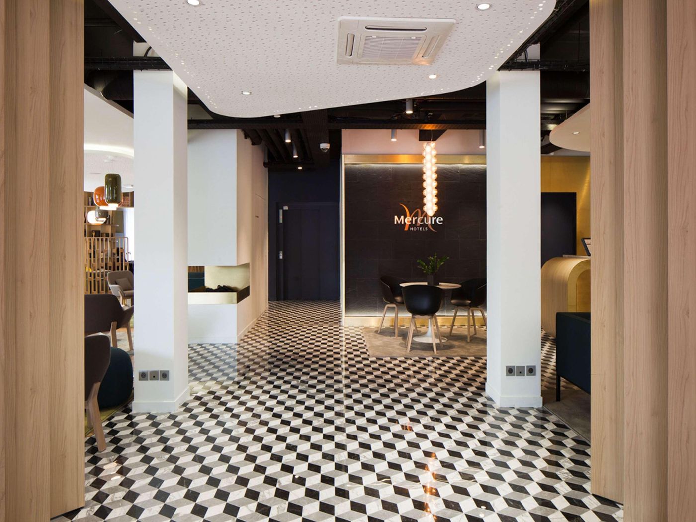 Hôtel Mercure Nantes Centre Gare-France-NANTES-General view-3