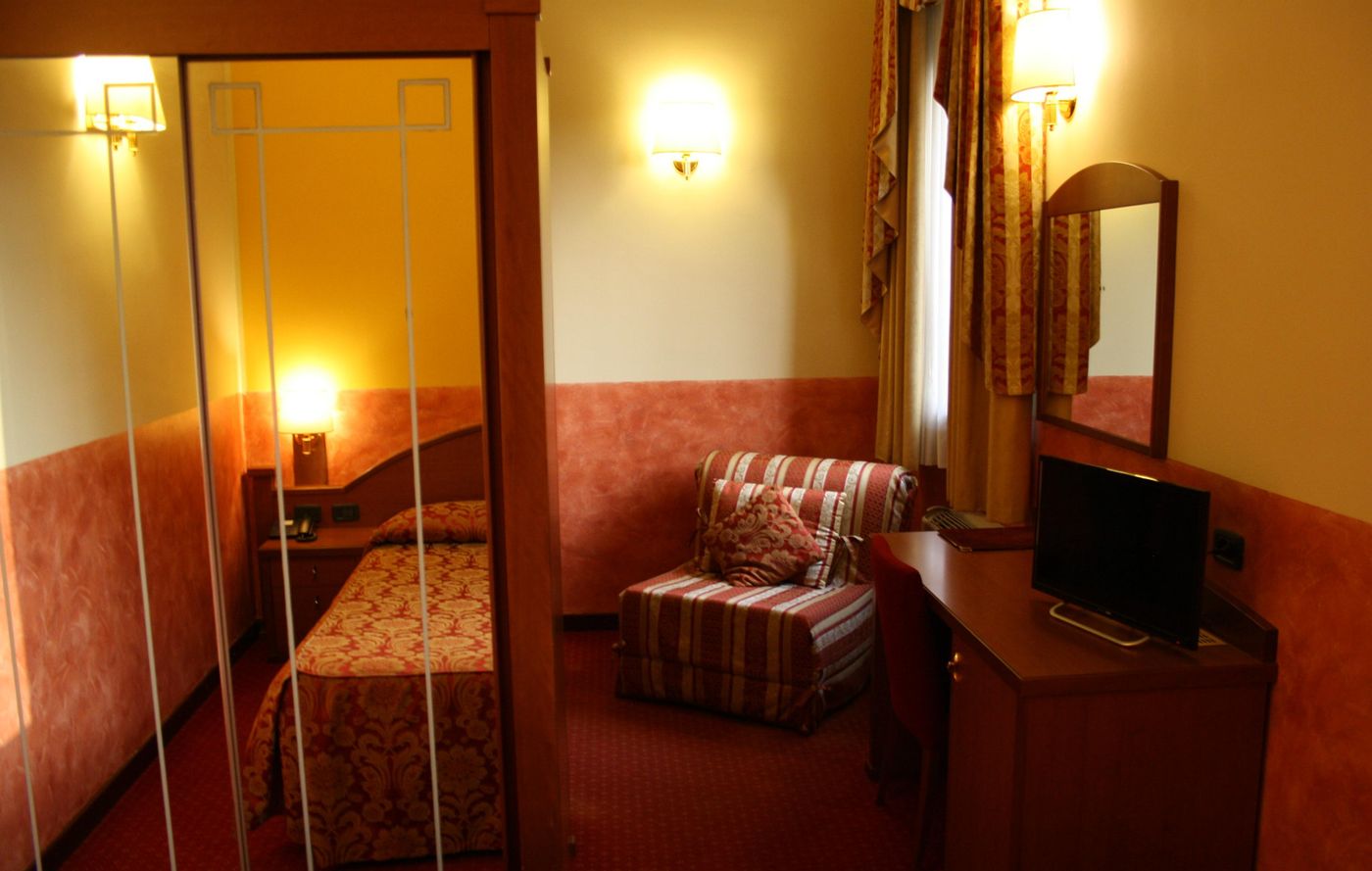 Hotel-Majestic---Linate-Airport-Room-11
