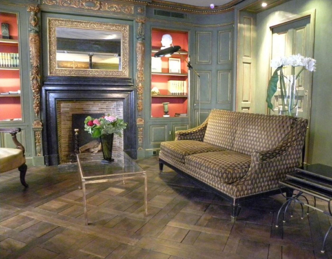 Hotel-Du-Vieux-Marais-Lobby-15