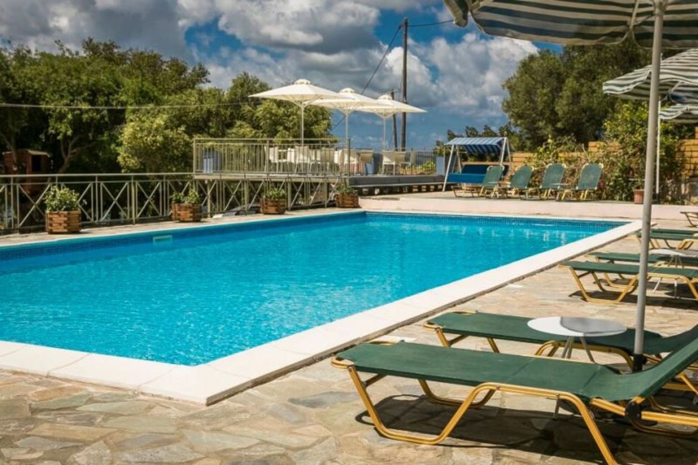 Panorama-Fanari-Studios---Apartments-Pool-7