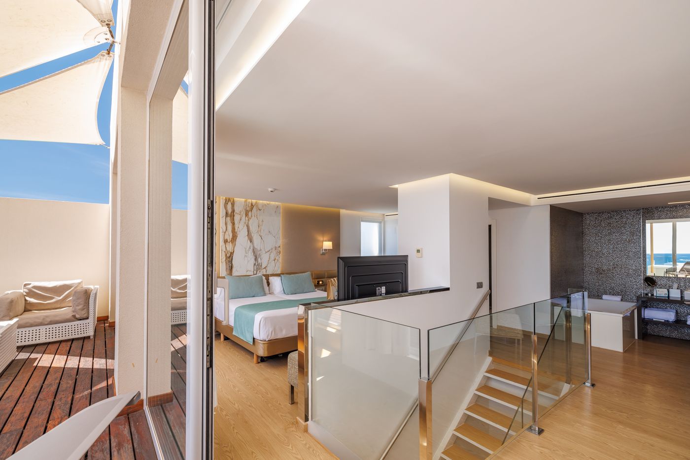 Hotel-Torre-Del-Mar-Room-40