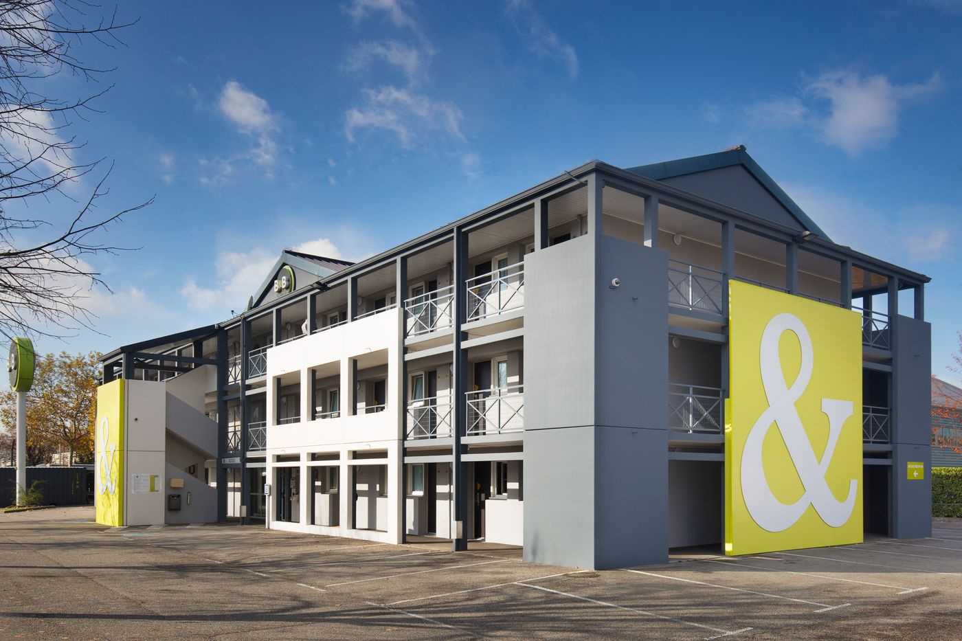 B&B HOTEL Lyon Saint Priest - France - SAINT PRIEST			 - General view - 4