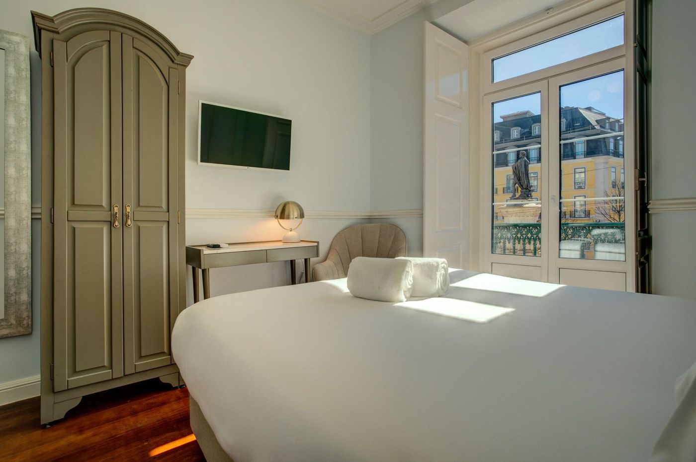 Solar-Dos-Poetas-Room-13