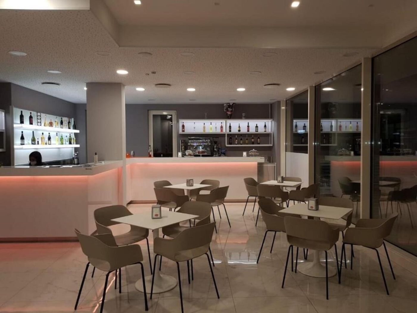 Hotel-Settibi-Restaurant-7