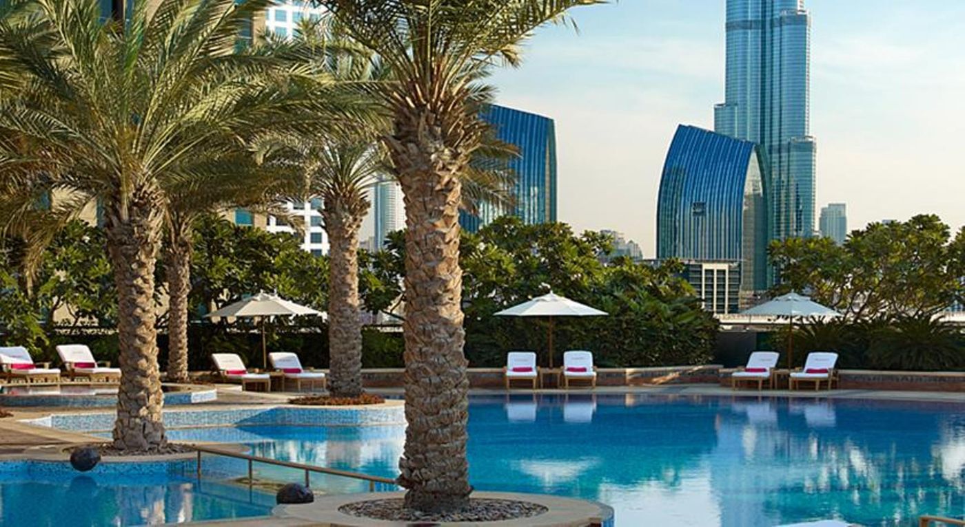 Shangri-la-Hotel-Dubai-Pool-3
