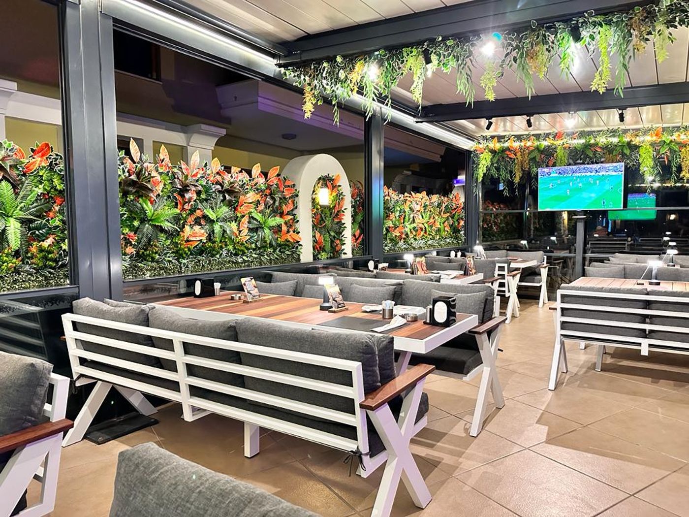 Club-Karakas-Restaurant-62