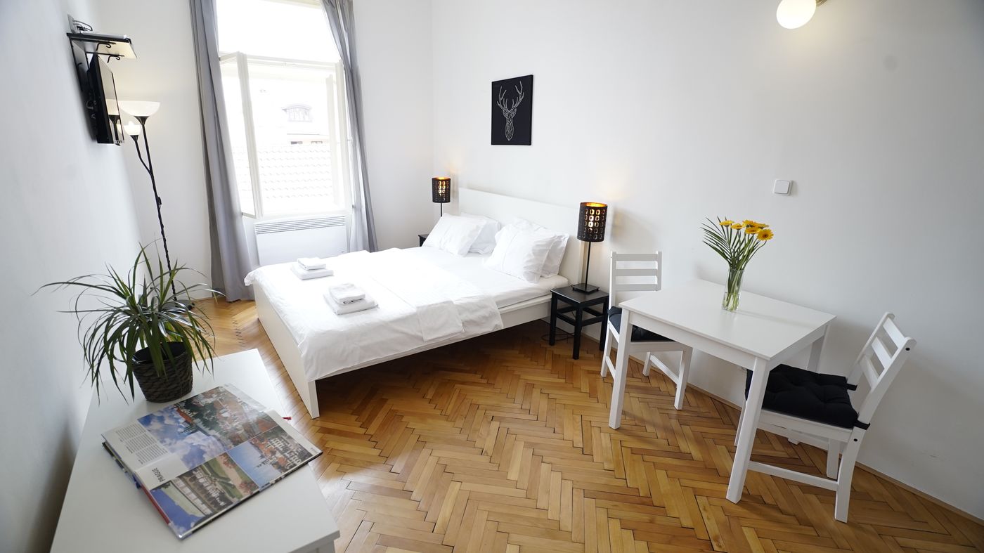 Royal-Road-Residence-Room-38