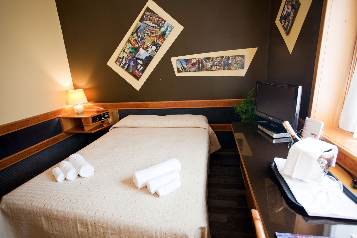 Diplomatic - Italy - Torino - Room - 9