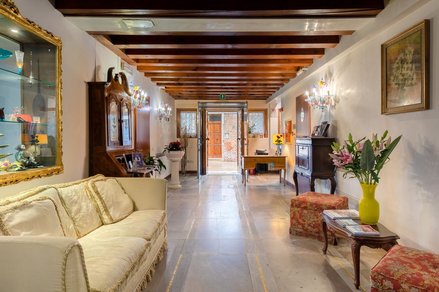 Ca Fortuny-Italy-Venezia-Lobby-8