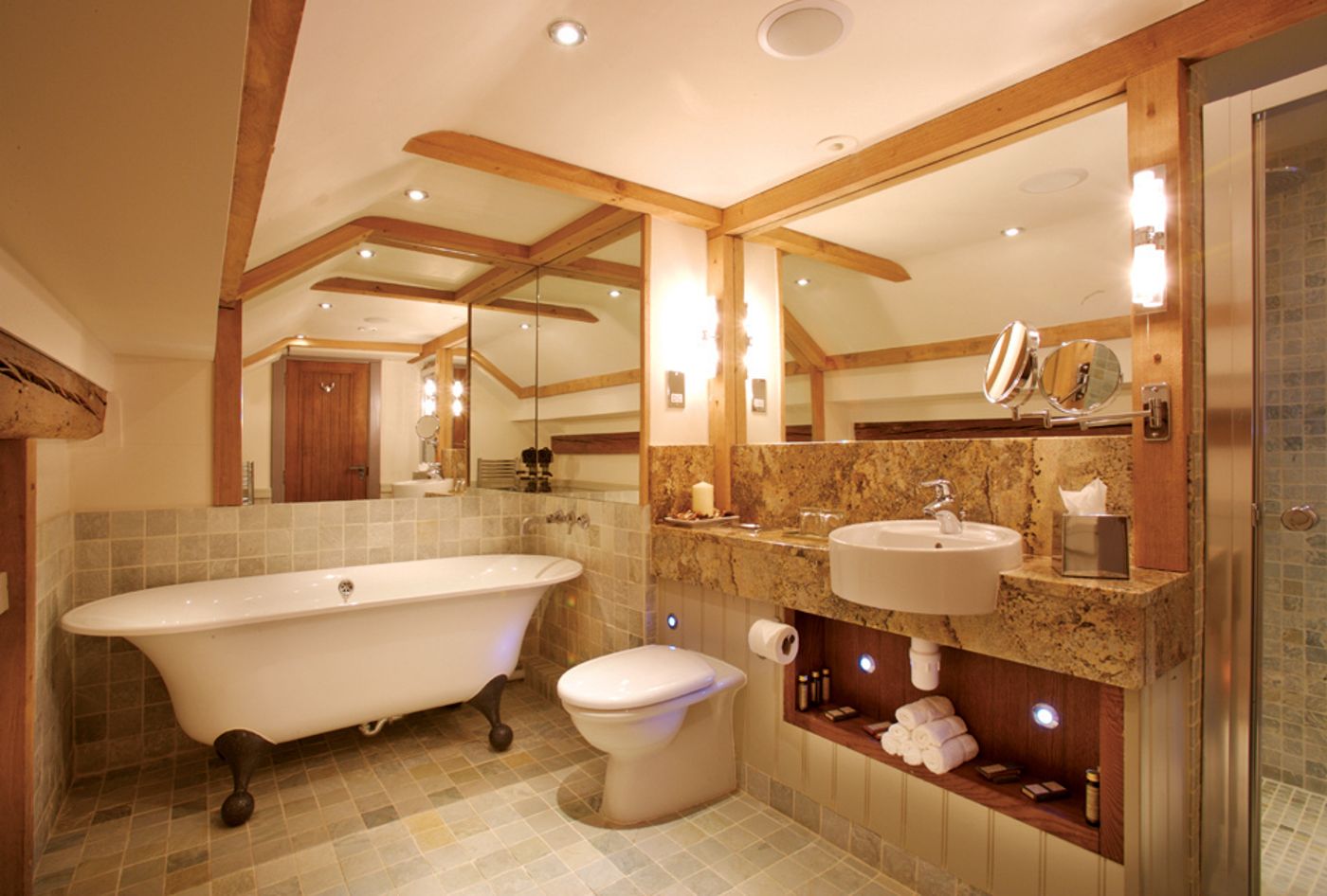 The Farmhouse-United Kingdom-SAINT SAVIOUR-Room-10