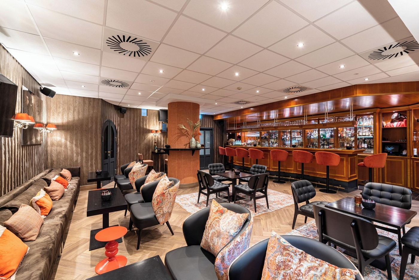 Van-Der-Valk-Hotel-Berliner-Ring-Bar-14