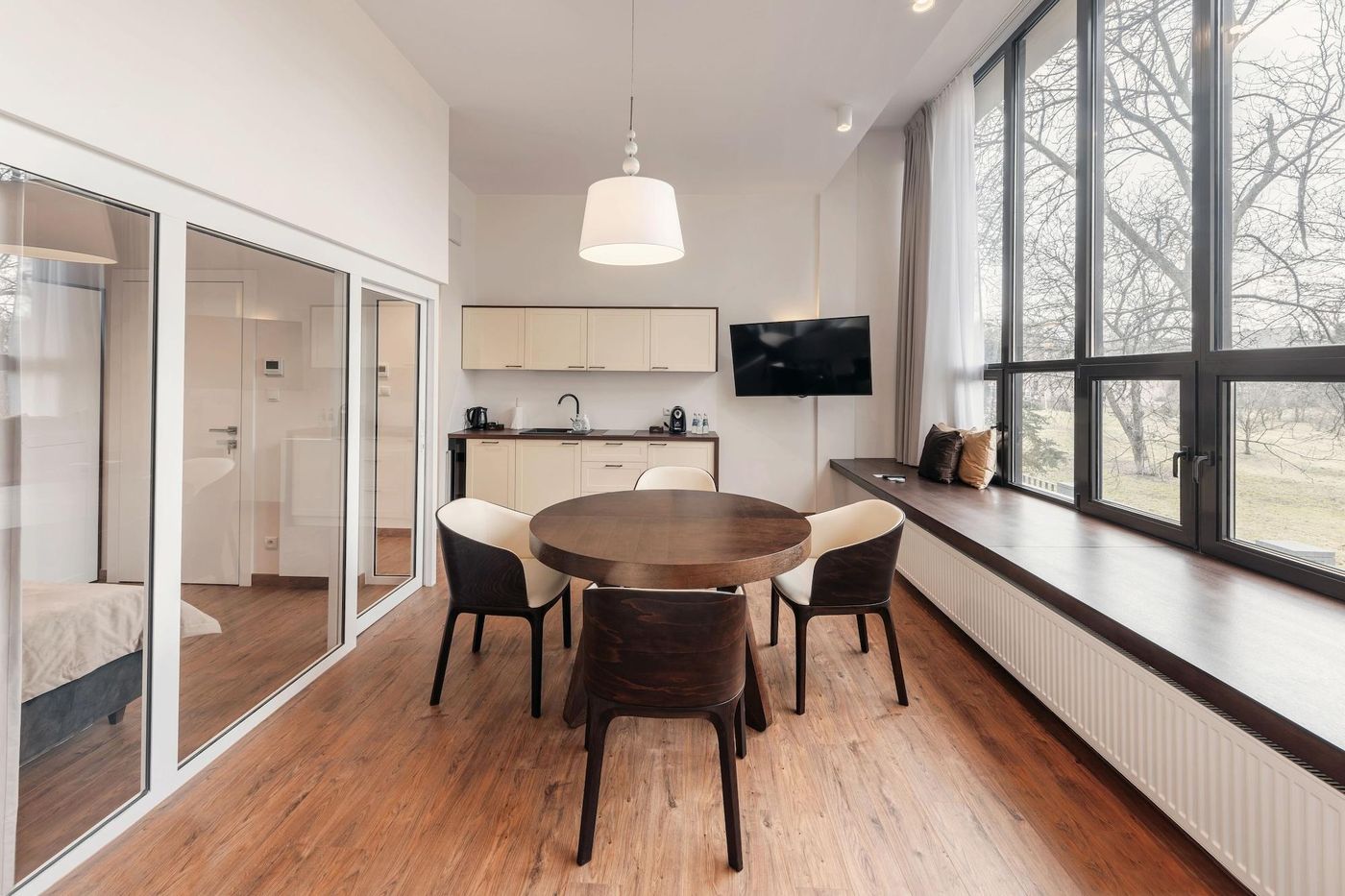 W-Sercu-Krakowa-Aparthotel-Room-7