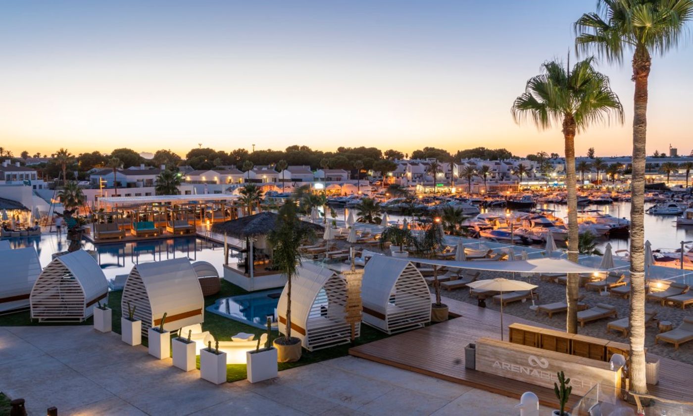 Casas-del-Lago-Hotel---Beach-Club-Pool-4