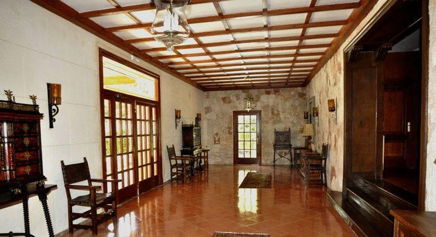 CONTINENTAL VALLDEMOSSA (EX ENCINAR)