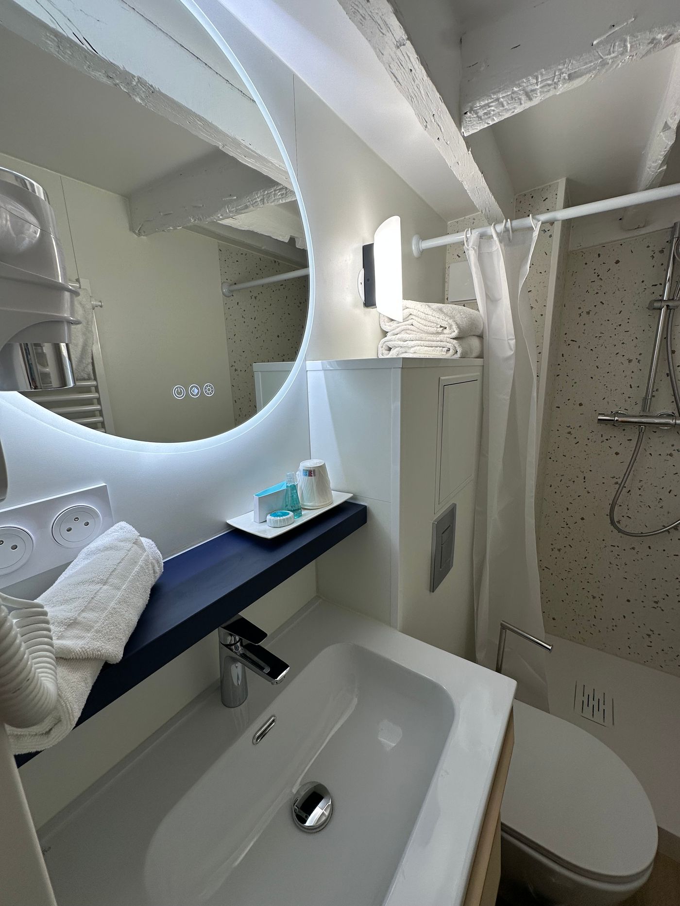 Hotel-Opera-Deauville-Room-28