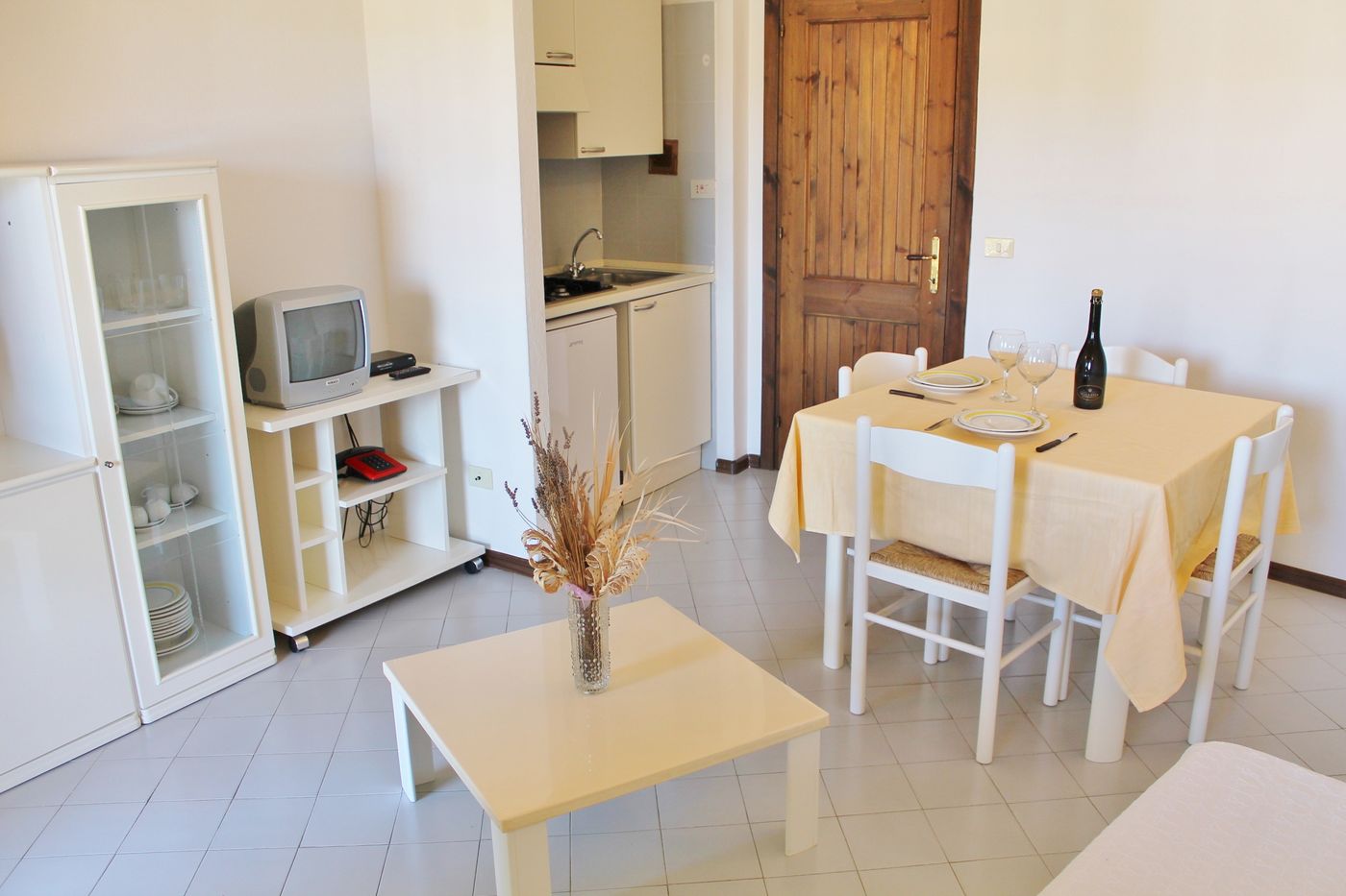 AHR Costa Serena Village Palau