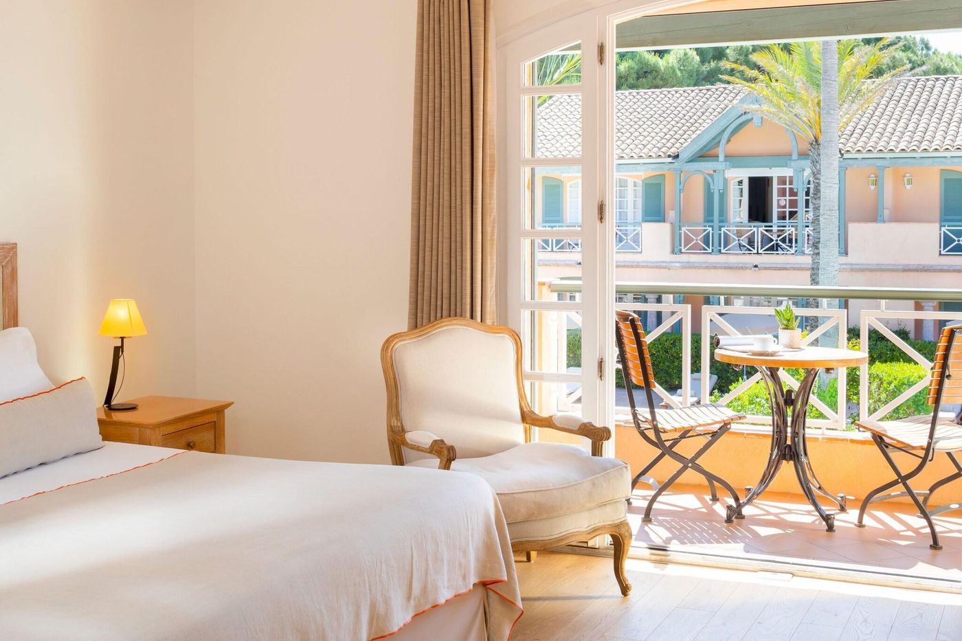 Le-Domaine-De-l-Astragale-Room-37