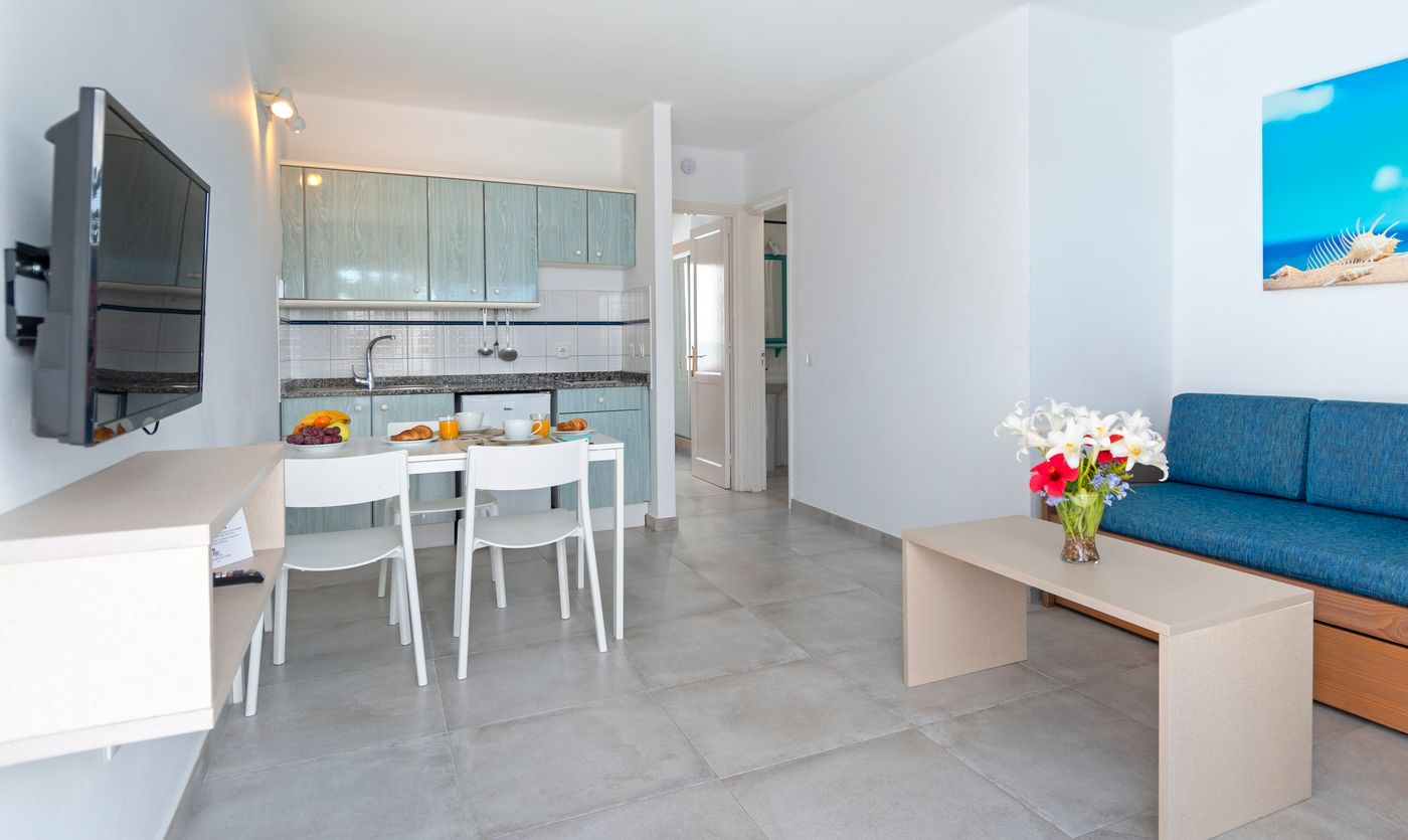 Apartamentos-LIVVO-Oasis-Room-17