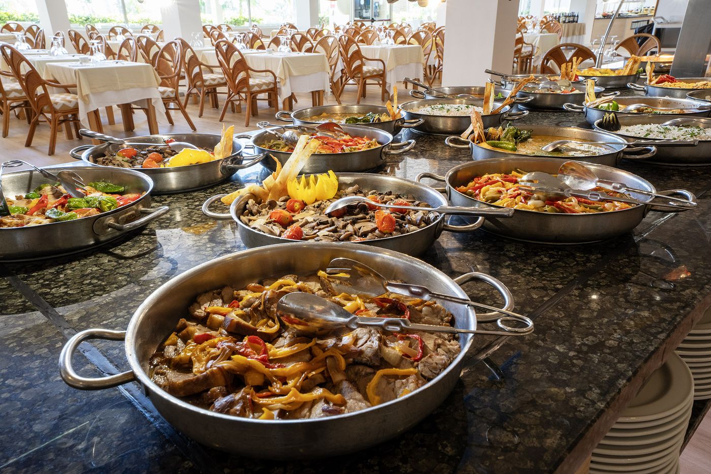 Hotel-LIVVO-Drago-Park-Restaurant-36