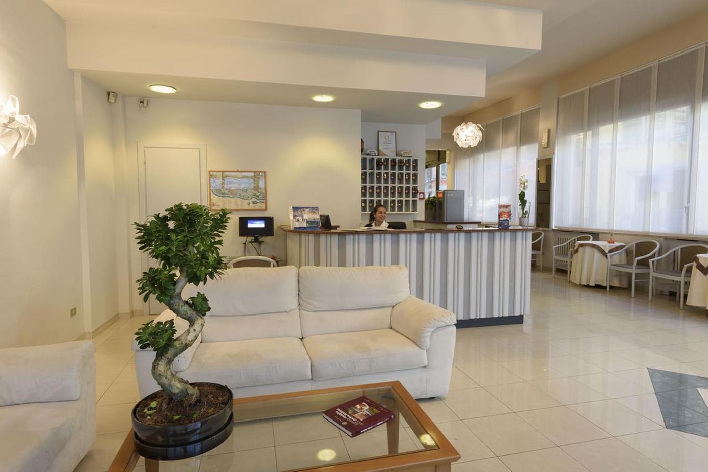 Primavera-Italy-STRESA (VB)-Lobby-7