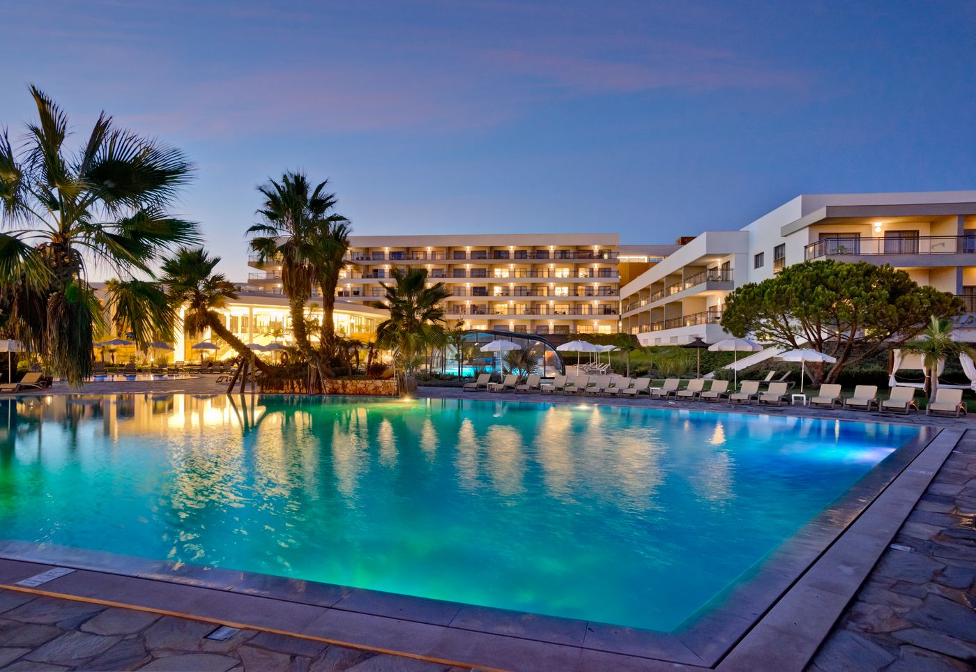 Alfagar-2-Aparthotel-Pool-4