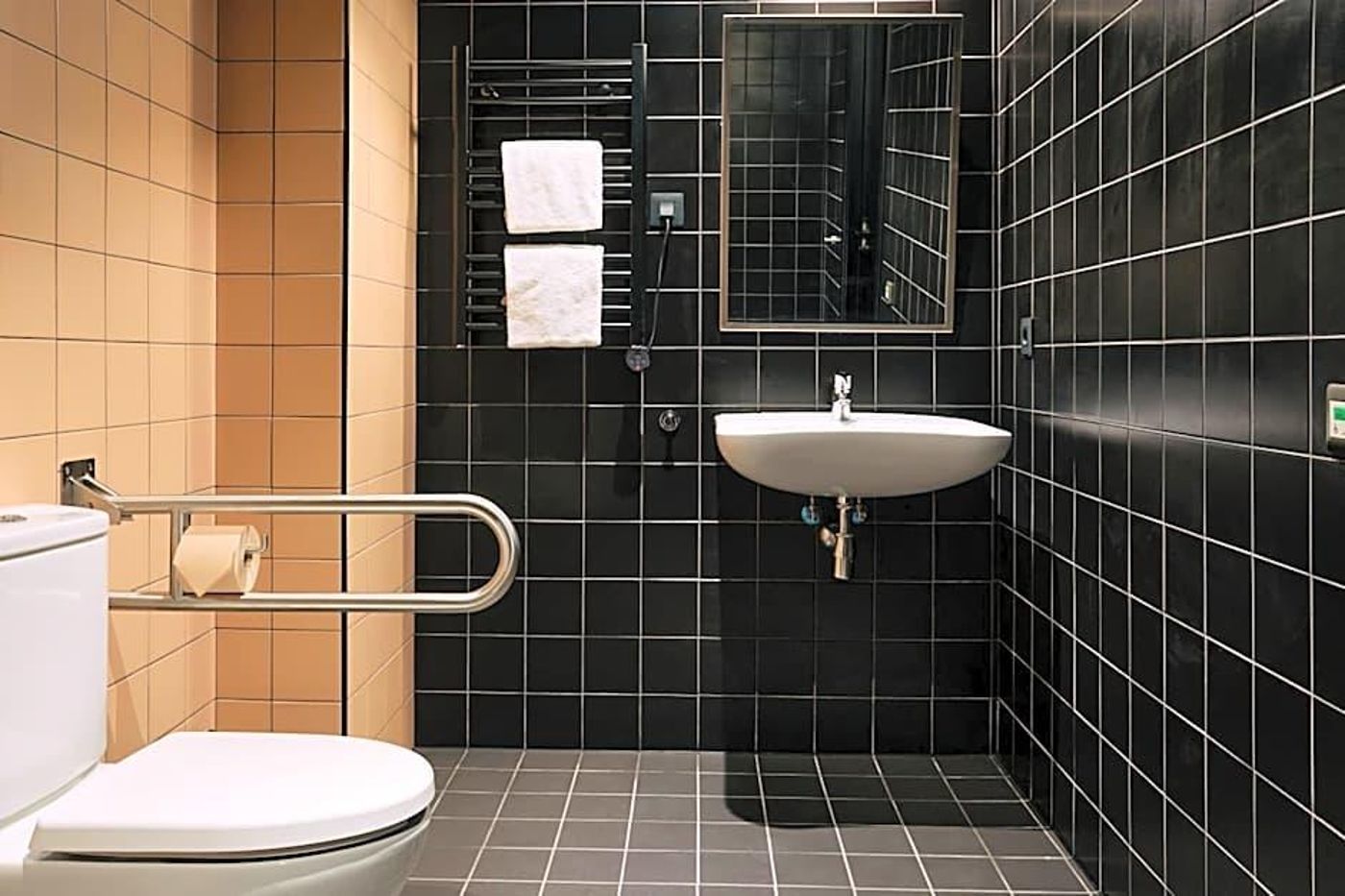 The Social Hub San Sebastián-Spain-San Sebastián-General view-6