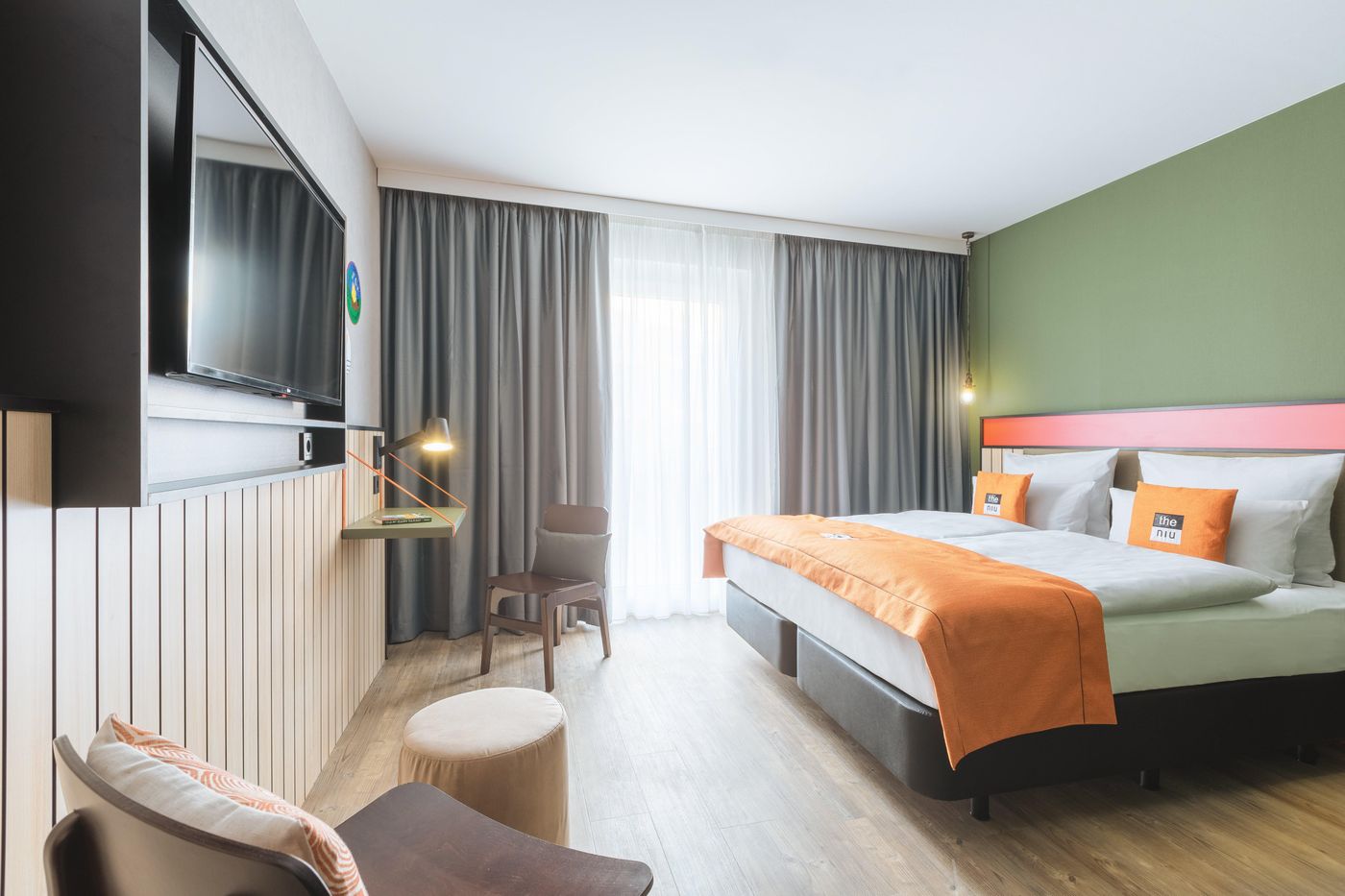 Holiday-Inn---The-Niu--Amity-Potsdam-Room-20