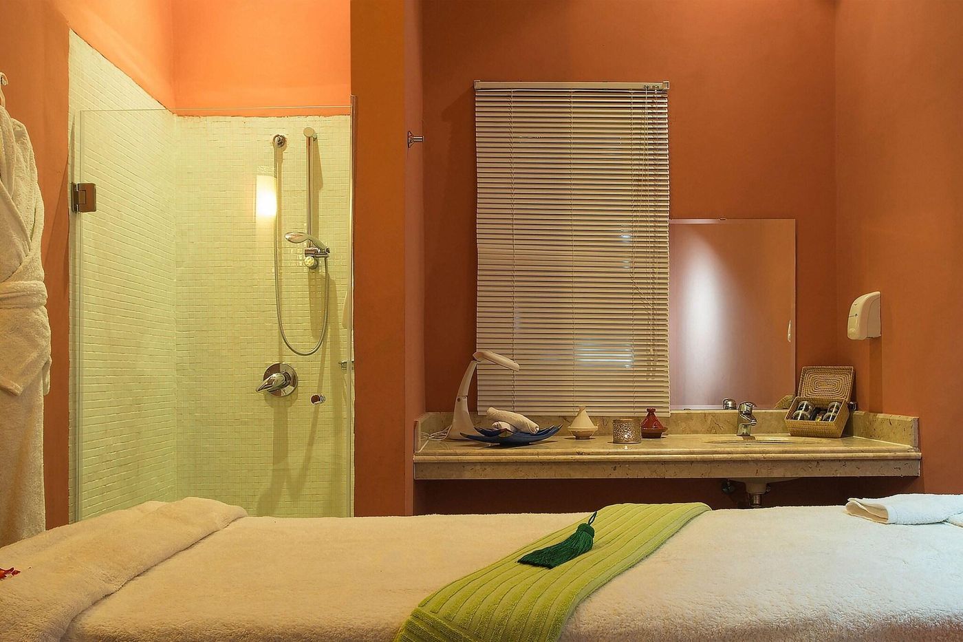 Eden-Andalou-Suites--Aquapark---Spa-Sports-and-Entertainment-78