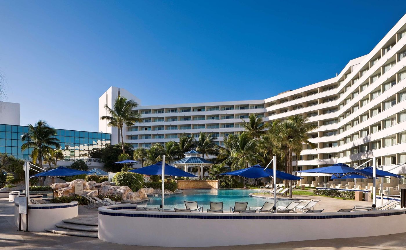 Melia-Nassau-Beach-All-Inclusive-General-view-1