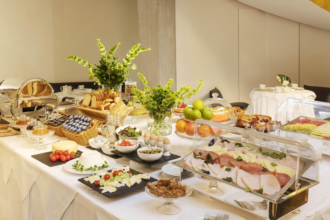 Hotel-Royal-Bissolati-Restaurant-35