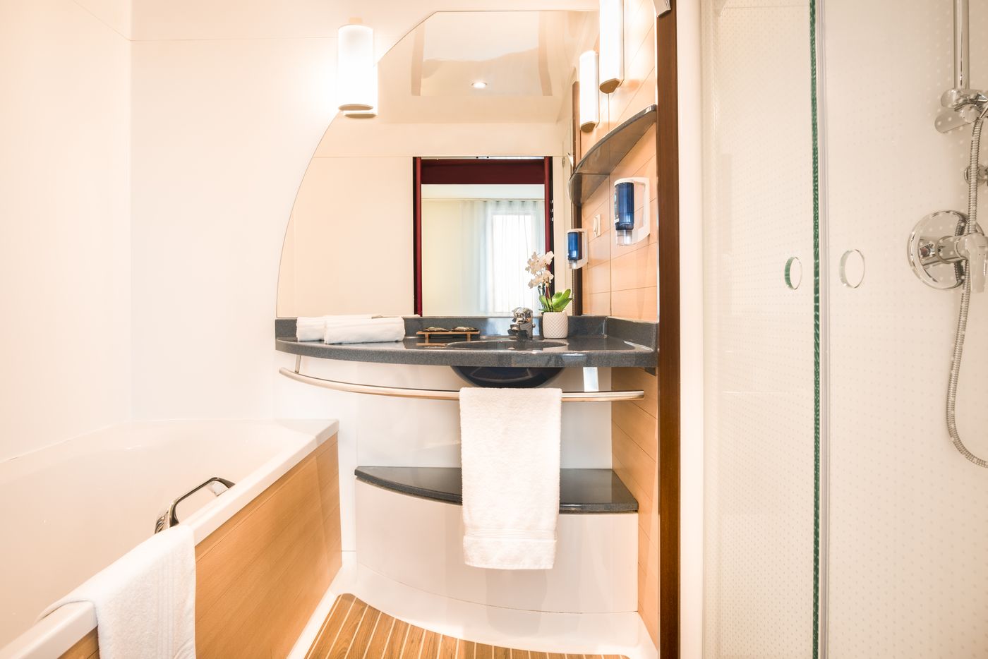 Novotel-Suites-Cannes-Centre-Room-36