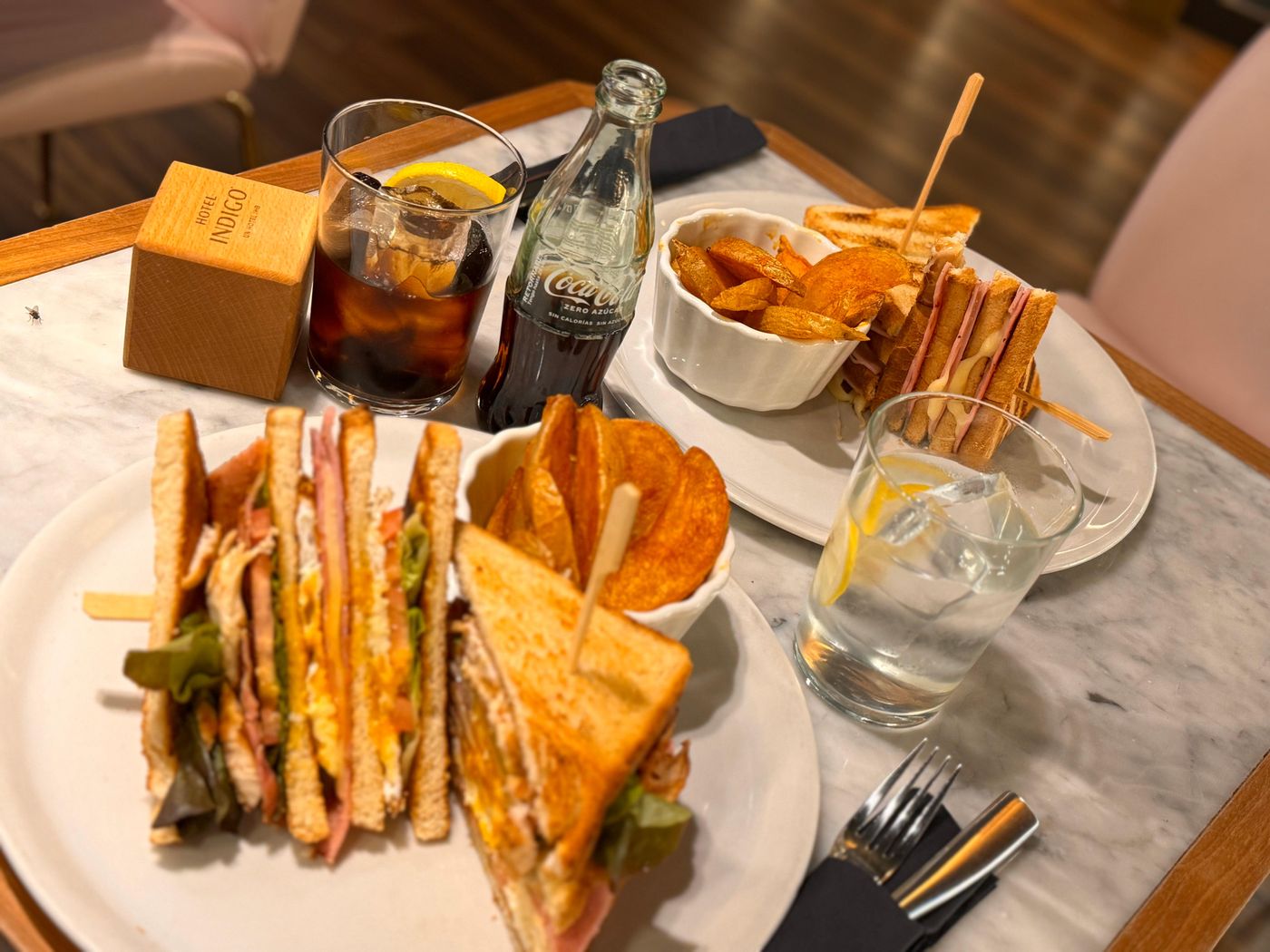 Hotel-Indigo-Madrid---Gran-Via-Restaurant-66