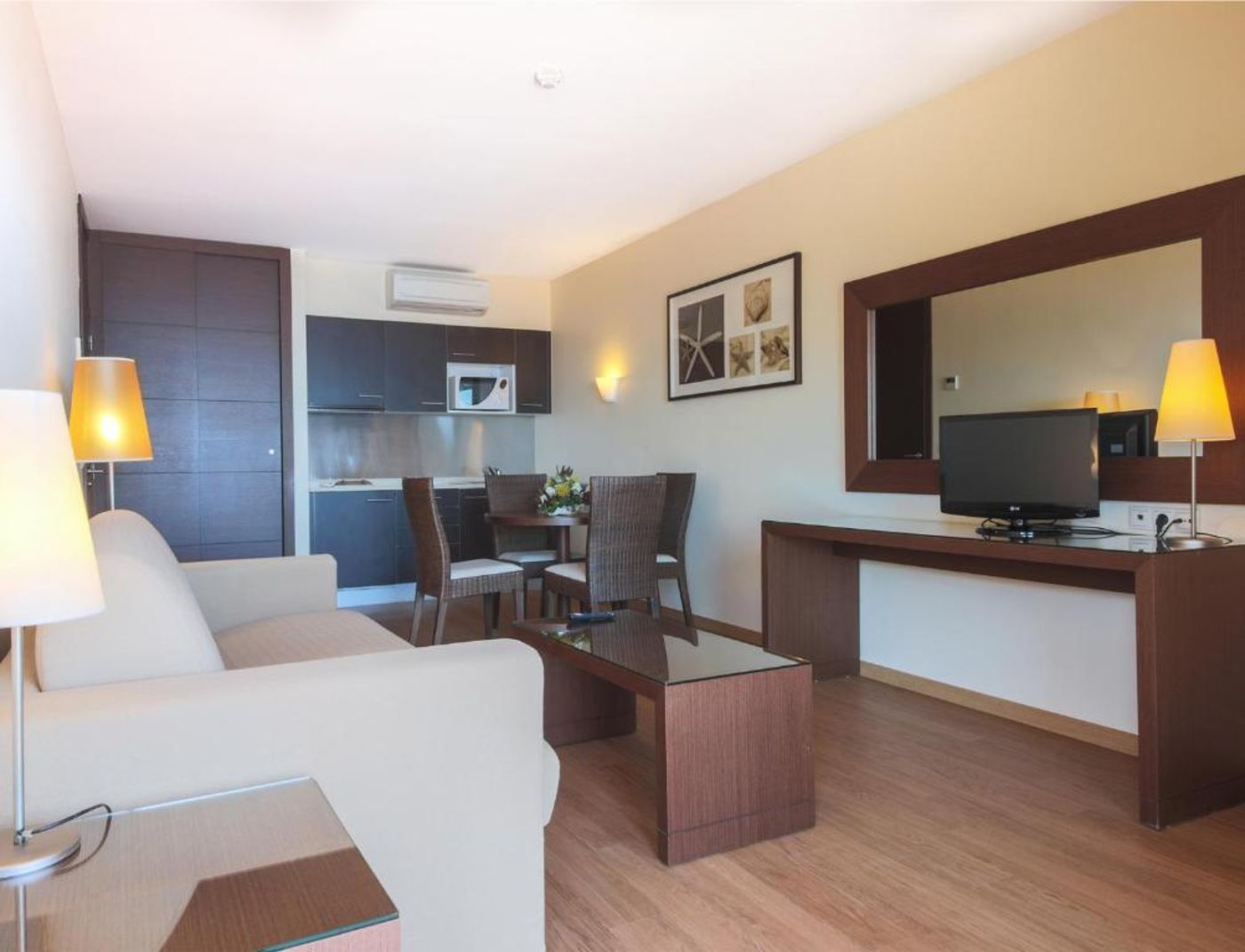 Dom-Pedro-Garajau-Room-34