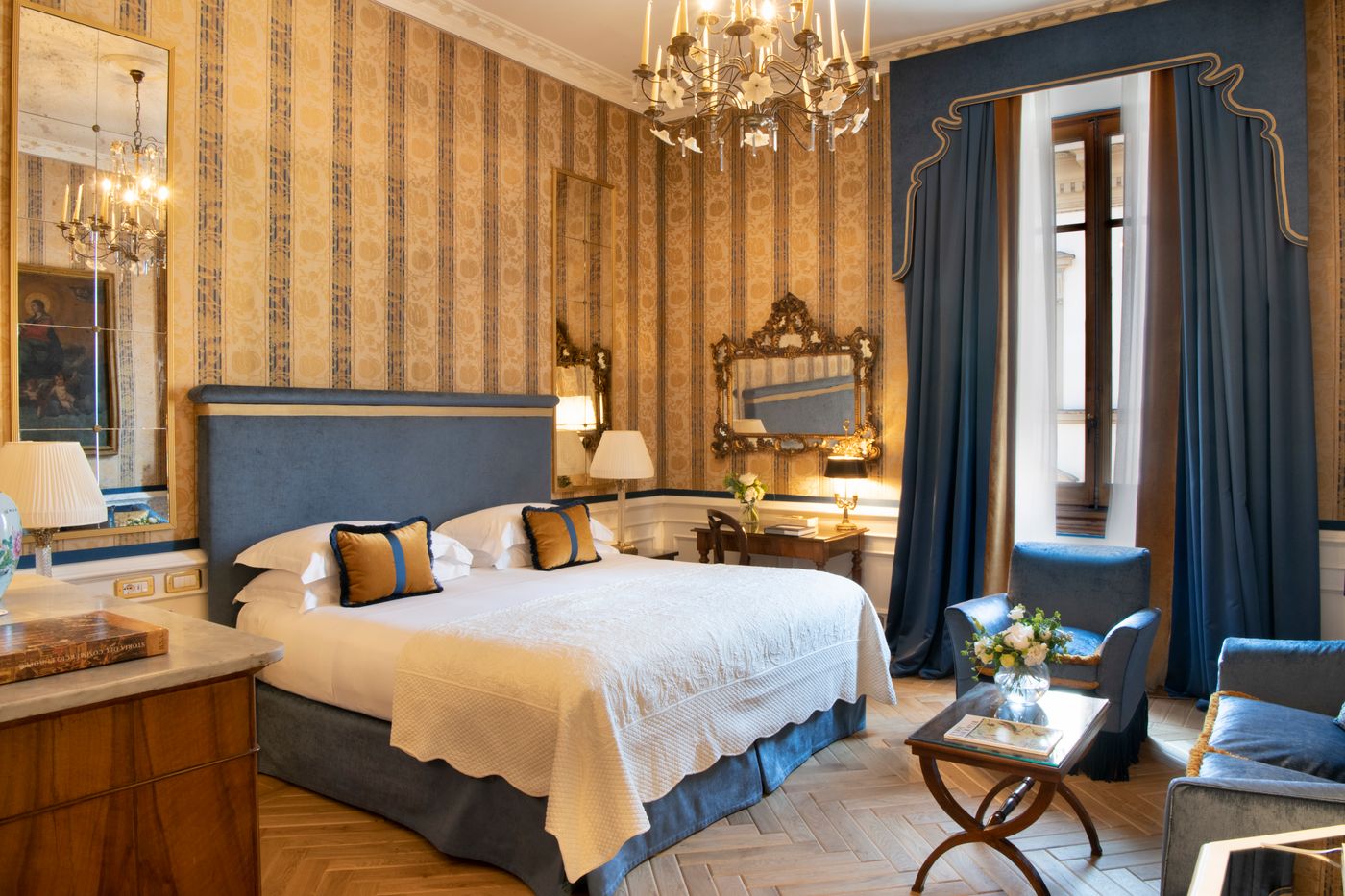 Helvetia---Bristol-Firenze---Starhotels-Collezione-Room-38